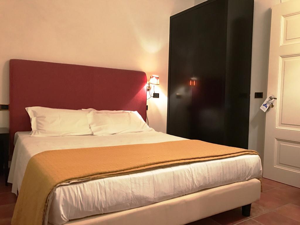 Castello Di Leonina Relais - Adults Only Ξενοδοχείο Σιένα Εξωτερικό φωτογραφία