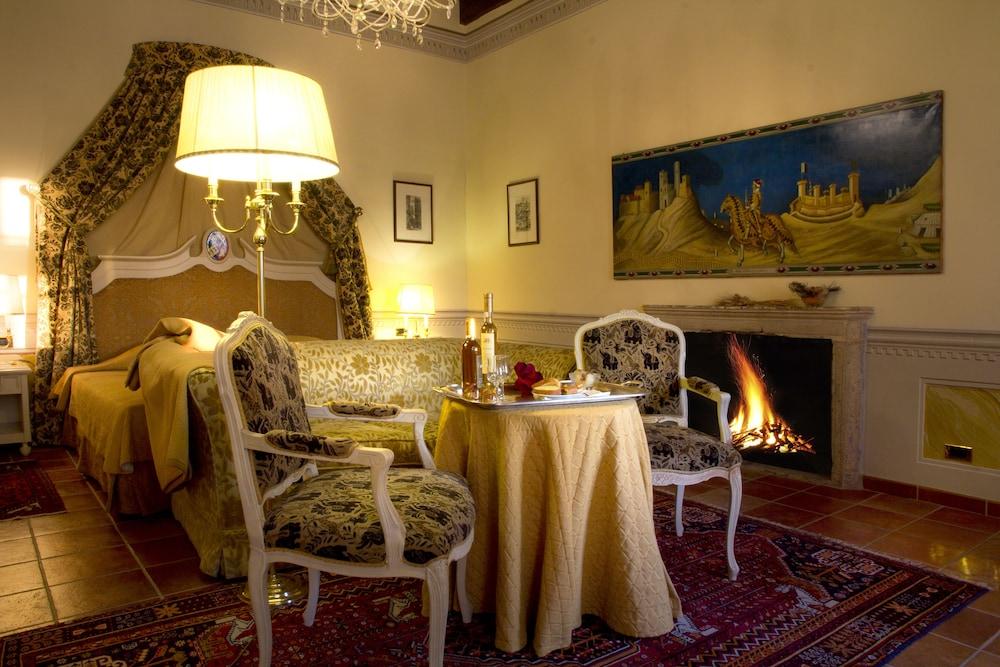 Castello Di Leonina Relais - Adults Only Ξενοδοχείο Σιένα Εξωτερικό φωτογραφία