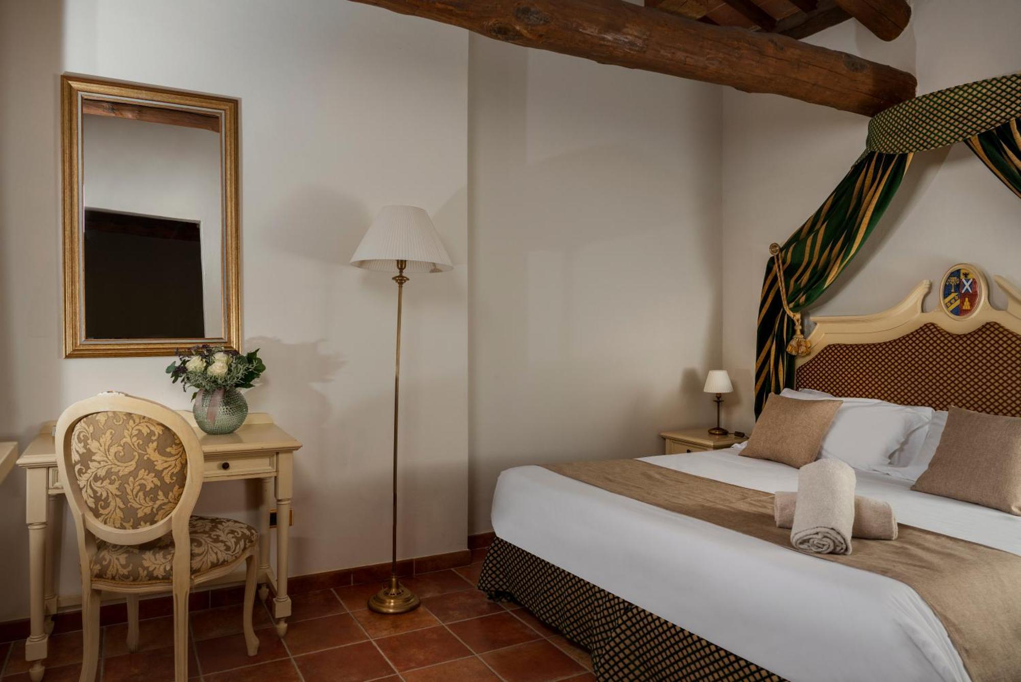 Castello Di Leonina Relais - Adults Only Ξενοδοχείο Σιένα Εξωτερικό φωτογραφία