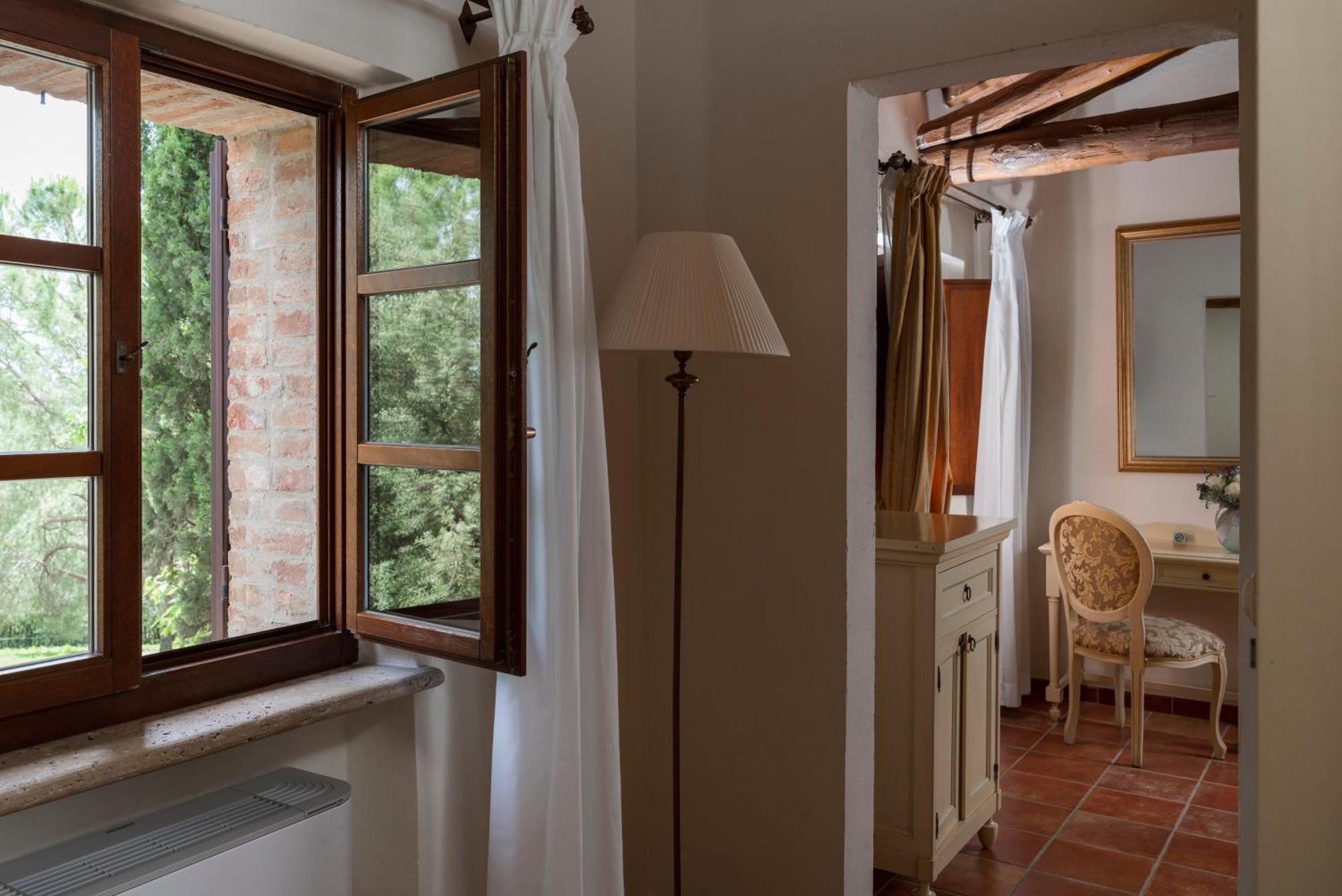 Castello Di Leonina Relais - Adults Only Ξενοδοχείο Σιένα Εξωτερικό φωτογραφία