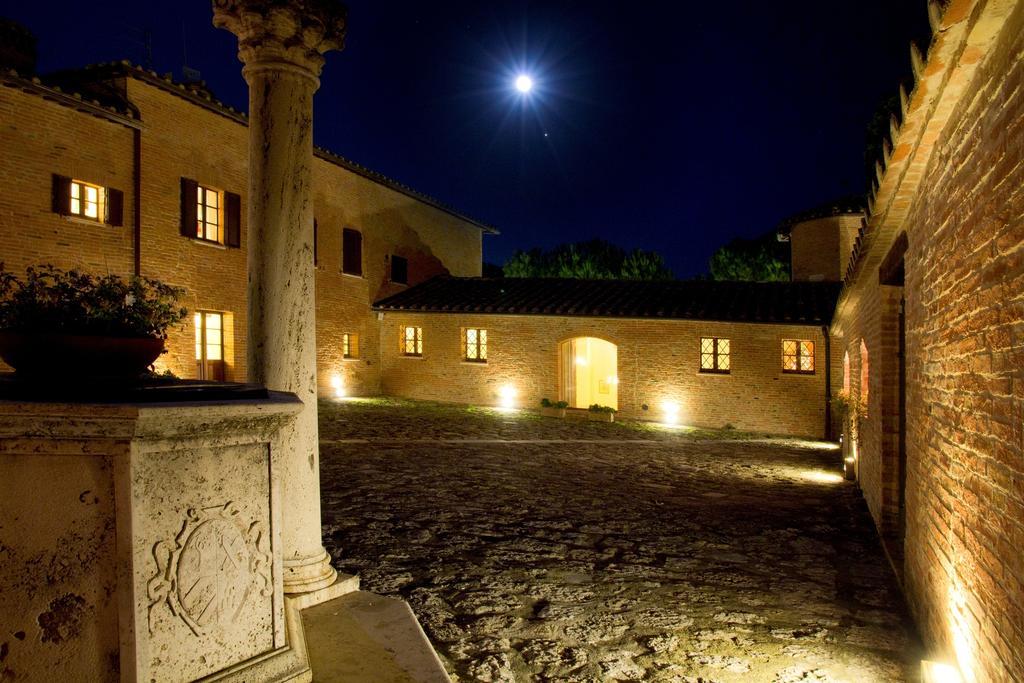 Castello Di Leonina Relais - Adults Only Ξενοδοχείο Σιένα Εξωτερικό φωτογραφία